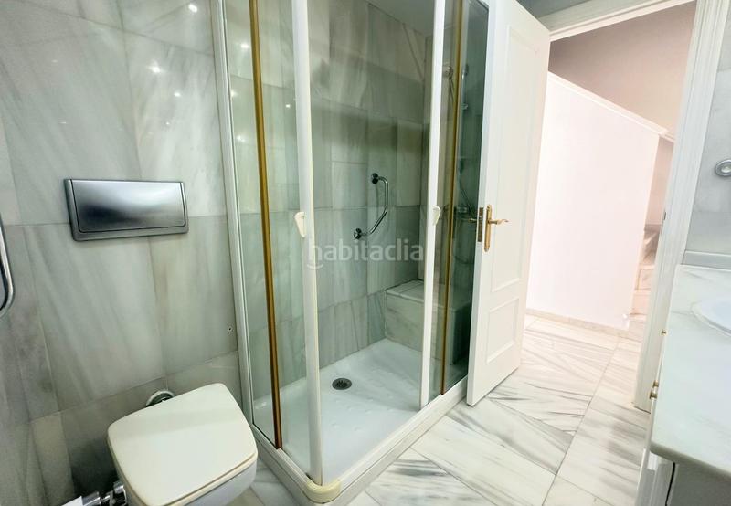 Foto c3ee2e2d-0002-4e52-bfdf-e2c85d9c69f9. Maison jumelée avec chauffage piscine dans puerto de Estepona Estepona