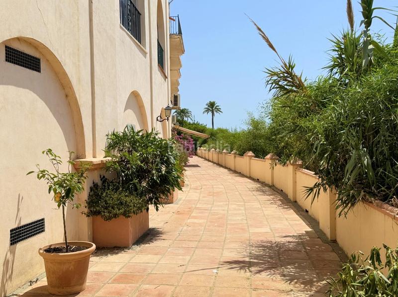 Foto fffd5b76-89ab-4529-af3d-d2951b975c5d. Maison jumelée avec chauffage piscine dans puerto de Estepona Estepona