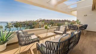 Penthouse  De la marina