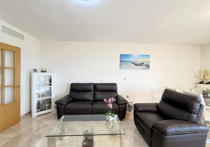 Foto 6c8ce2be-3759-4a01-b613-7a8e9521f5d2. Àtic amb calefacció aparcament piscina a Doña Julia Golf Casares