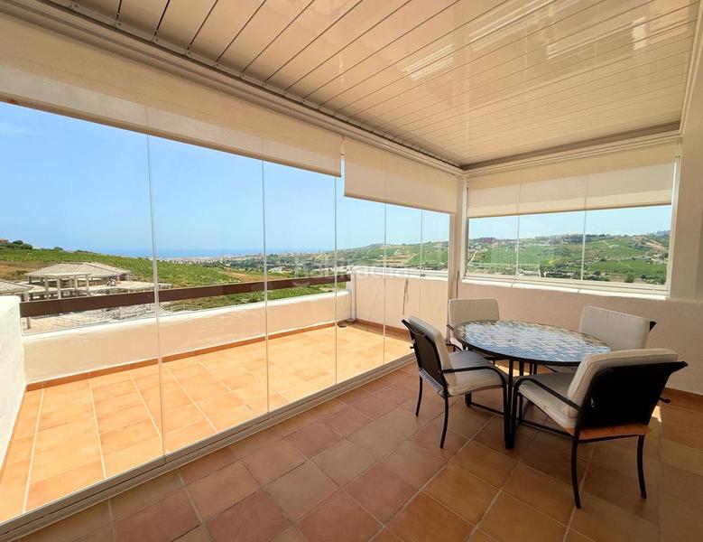 Foto 919bd8e0-efe6-4ab1-923f-de8112eba74b. Àtic amb calefacció aparcament piscina a Doña Julia Golf Casares