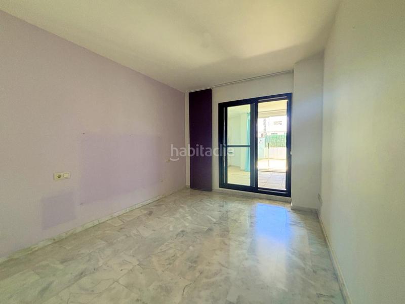 Foto 22a10159-f03a-4186-a8bb-2189cbb72420. Planta baja acogedora vivienda con jardín privado en urbanización en primera línea de golf en La Alcaidesa