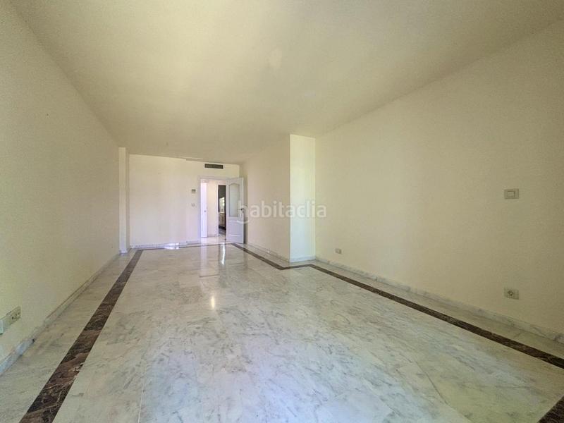 Foto 41286b70-1041-4f26-a854-fa8242af238f. Planta baja acogedora vivienda con jardín privado en urbanización en primera línea de golf en La Alcaidesa