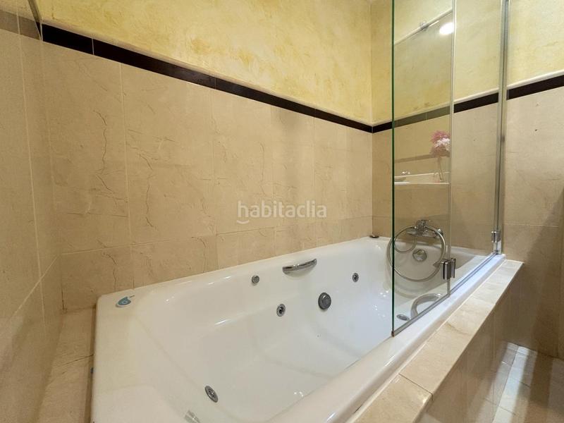 Foto eeef27a2-a789-402c-bcc8-2bac075cd61d. Planta baja acogedora vivienda con jardín privado en urbanización en primera línea de golf en La Alcaidesa