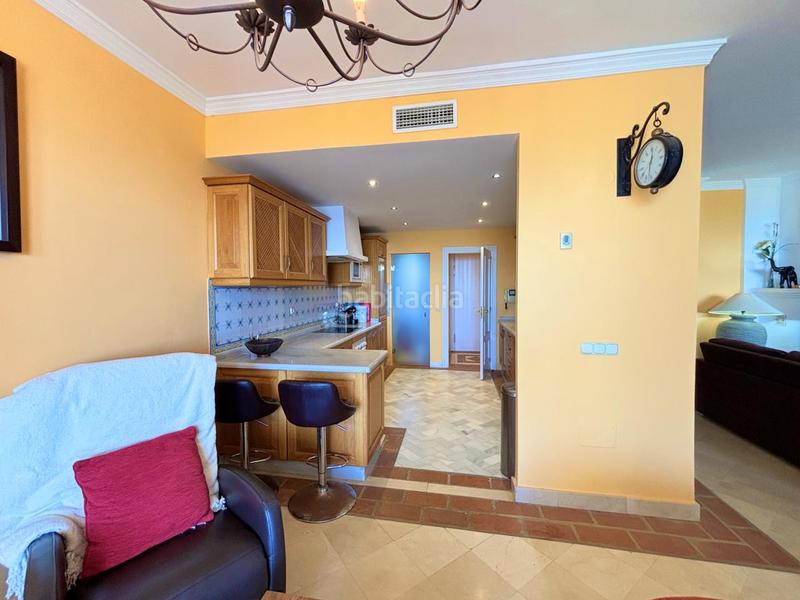Foto 6d90ab85-b20f-4444-8356-26e3e1af91a2. Apartamento exclusivo bajo en primera línea de playa con terraza privada costa con licencia vacacional. en Casares