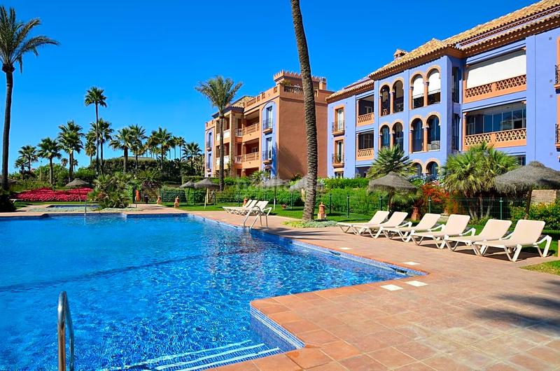 Foto 5f8a7b33-283a-4155-b85a-478d0adf2ca4. Piccolo appartamento con parcheggio piscina in bahía de Casares Casares
