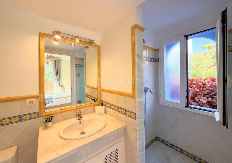 Foto ac91cbb4-0d67-40a0-956e-ac8701d8f6e9. Lloguer planta baixa amb calefacció piscina a bahía de Casares Casares