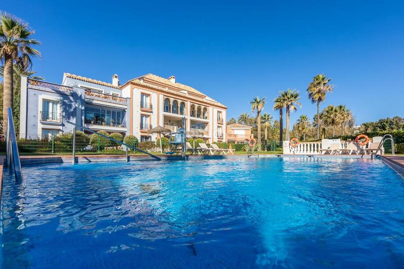 Foto 141ac61b-f3c1-4ee3-a131-2cf50e332d97. Alquiler planta baja en bahía de Casares Casares