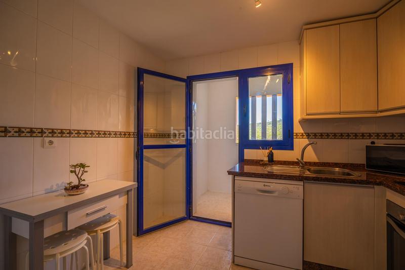 Foto 7f347d05-5d97-4003-bc1c-14b5b01a1186. Àtic amb calefacció aparcament piscina a Chullera Manilva