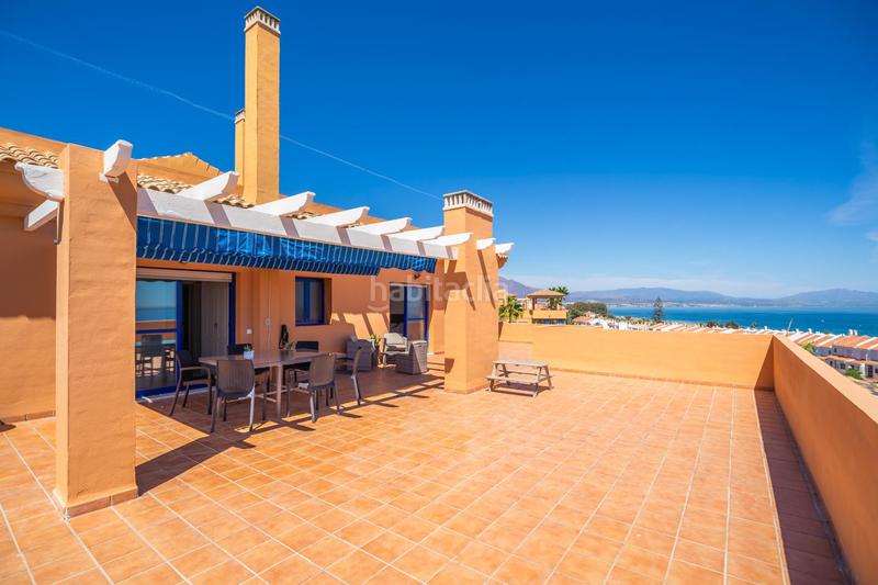 Foto a1301e85-b89d-4991-82ab-40a792a3b6e9. Àtic amb calefacció aparcament piscina a Chullera Manilva