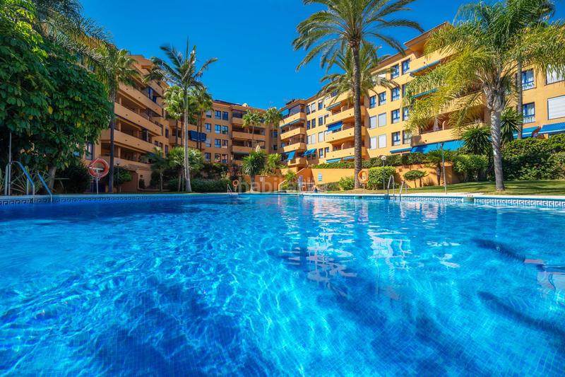 Foto e07e55bc-d88f-4d14-886a-1e77da55fb36. Àtic amb calefacció aparcament piscina a Chullera Manilva