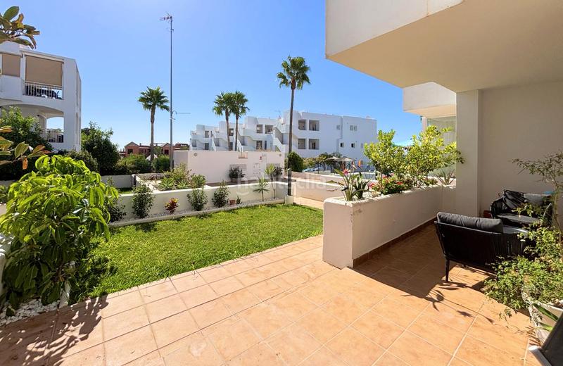 Foto 64fca348-7f52-4d9d-a1b7-994682504282. Appartement avec parking piscine dans Alcorrín Manilva