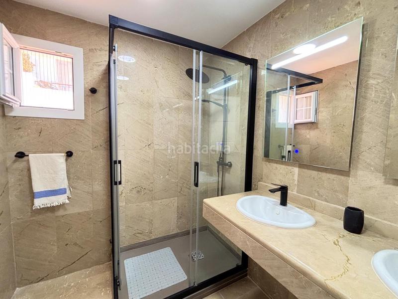 Foto 8f4e11b0-9a9c-44c4-bd05-96bed43879fd. Appartement avec parking piscine dans Alcorrín Manilva