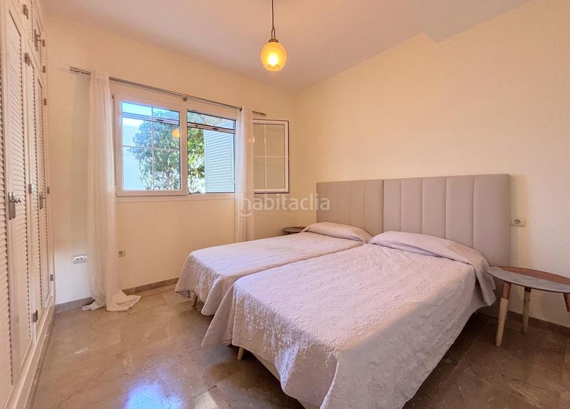 Foto c6ea365e-548d-4f1d-bd34-5fa07933468f. Appartement avec parking piscine dans Alcorrín Manilva