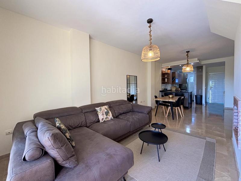 Foto cd1baf41-8d10-4bd6-a056-e757cfbc8e3c. Appartement avec parking piscine dans Alcorrín Manilva