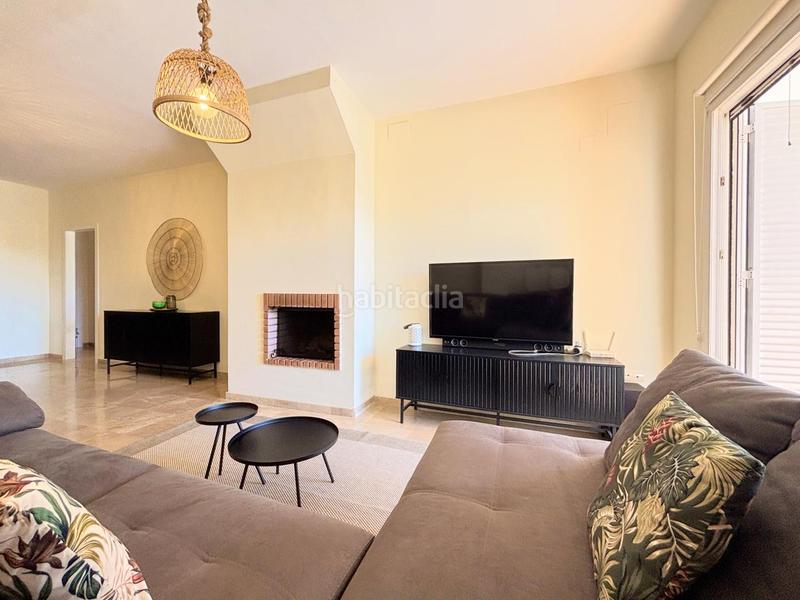 Foto d6b51c33-12e0-4ce5-a55a-38dcad300197. Appartement avec parking piscine dans Alcorrín Manilva