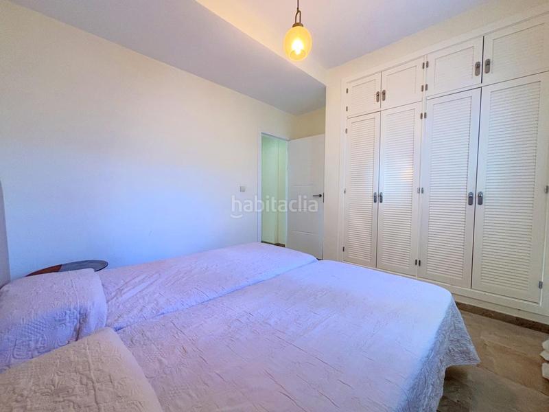 Foto ebd4b18e-4d01-4b2a-ac15-29bfc124e442. Appartement avec parking piscine dans Alcorrín Manilva