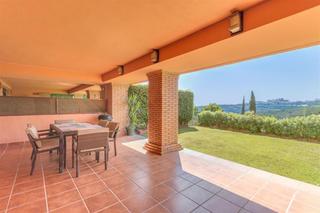 Apartament  Casares golf garden. Fantástico apartamento en planta baja con amplio jardín privado