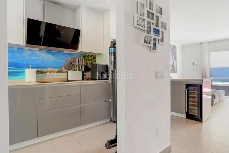 Foto d41d8df4-d8ab-4b99-b608-20bf029d83bd. Haus mit parking in Zona Calvario Estepona
