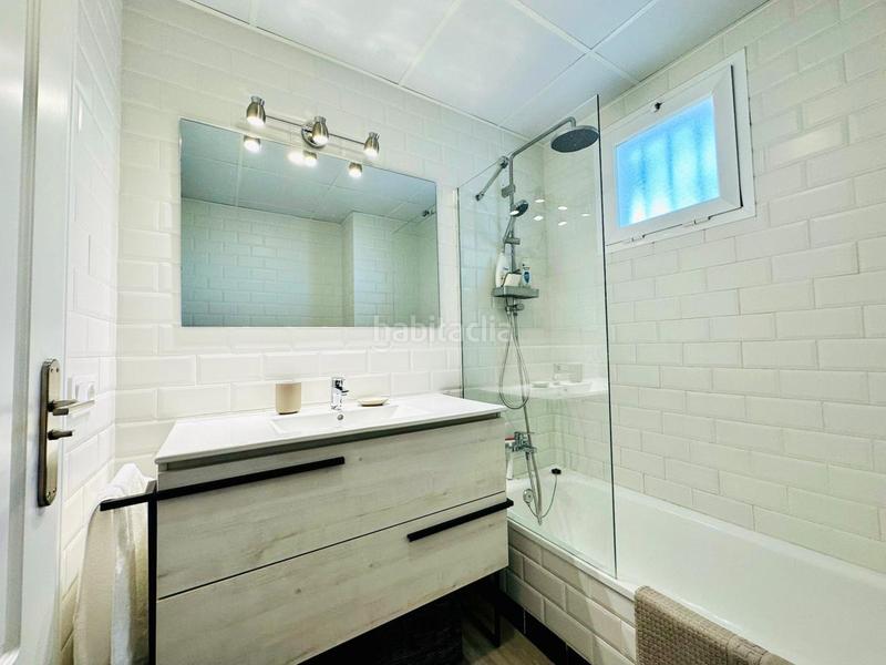 Foto 7d99f3e2-dcfd-49b8-8a76-cbb700f4a410. Àtic amb calefacció piscina a Chullera Manilva