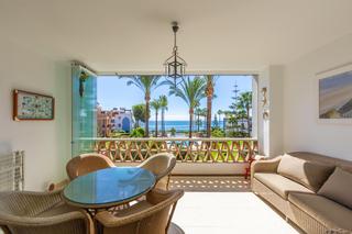 Appartement  La perla de la bahía. Apartamento en la perla de la bahía. primera línea de playa