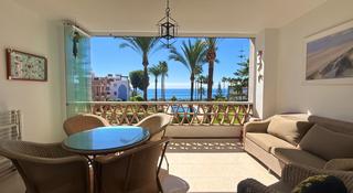 Pis  La perla de la bahía. Apartamento en la perla de la bahía. primera línea de playa