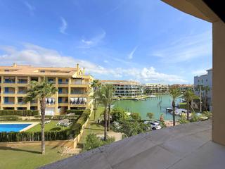 Apartament  De la marina. Exclusivo apartamento con terraza y vistas a la marina de sotogr