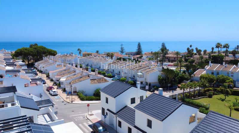 Foto 1be03ca0-3682-42c9-96b2-6d09c2560871. Dachwohnung mit heizung parking pool in Bahía Dorada Estepona