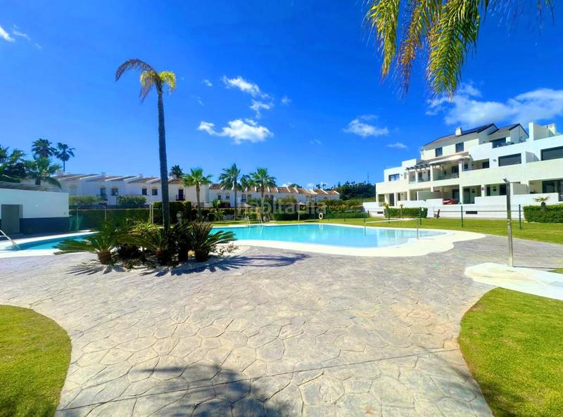 Foto 215af646-2dd0-4b63-9b98-2b3860d3f288. Dachwohnung mit heizung parking pool in Bahía Dorada Estepona