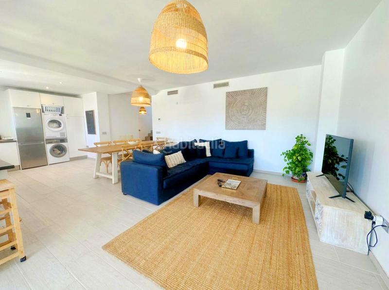 Foto 49d6d1be-f9e1-44cc-82ae-681d1698d4c1. Dachwohnung mit heizung parking pool in Bahía Dorada Estepona