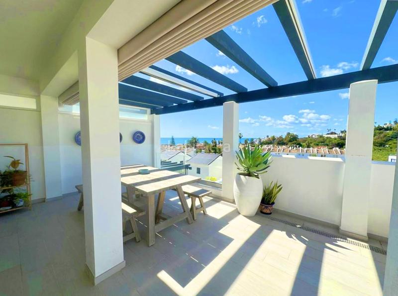 Foto 8b4a0e20-3e94-467c-9ee9-239a32cc2d43. Dachwohnung mit heizung parking pool in Bahía Dorada Estepona