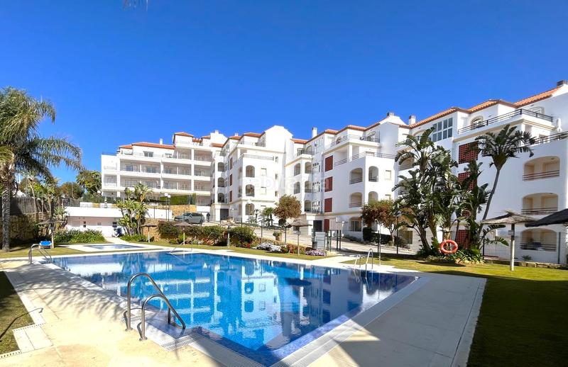 Foto 8d5181be-75a2-43a8-8f10-21db5aa9c251. Appartement avec chauffage parking piscine dans Alcorrín Manilva