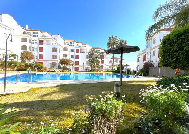 Foto 9abbe2d7-a3ee-4bbe-bf7c-c77593e8b95c. Appartement avec chauffage parking piscine dans Alcorrín Manilva