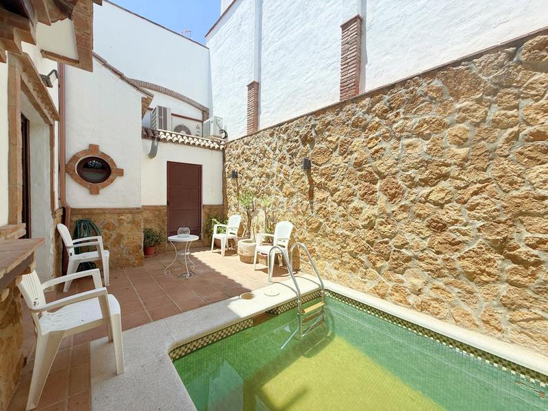 Foto 02148b8f-3173-4d12-810d-d2c20660e442. Casa amb calefacció aparcament a San Enrique-Guadiaro-Pueblo Nuevo Sotogrande