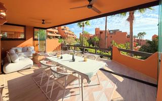 Appartement  Torre quebrada. Apartamento en planta baja con gran terraza y licencia turística