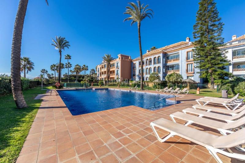 Foto ba2a27f5-18df-49cf-b11d-dca5f7a5f3a1. Appartement mit heizung parking pool in bahía de Casares Casares