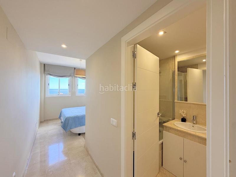 Foto 5ce01b19-ff01-4603-ae9f-ee9278be57df. Attique avec parking piscine dans El Castillo Manilva