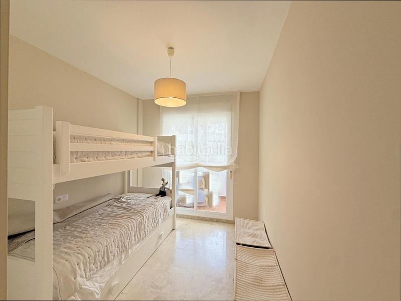 Foto 5d2deb1e-bdce-4e12-91e5-773326d937da. Attique avec parking piscine dans El Castillo Manilva