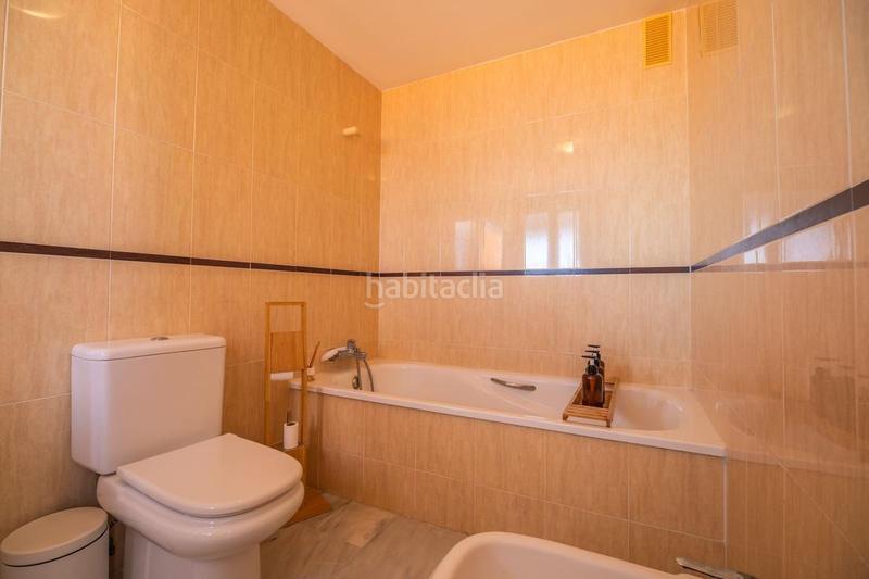 Foto b6d268ba-9382-4876-9dce-b10856e169d3. Àtic amb calefacció aparcament piscina a Chullera Manilva