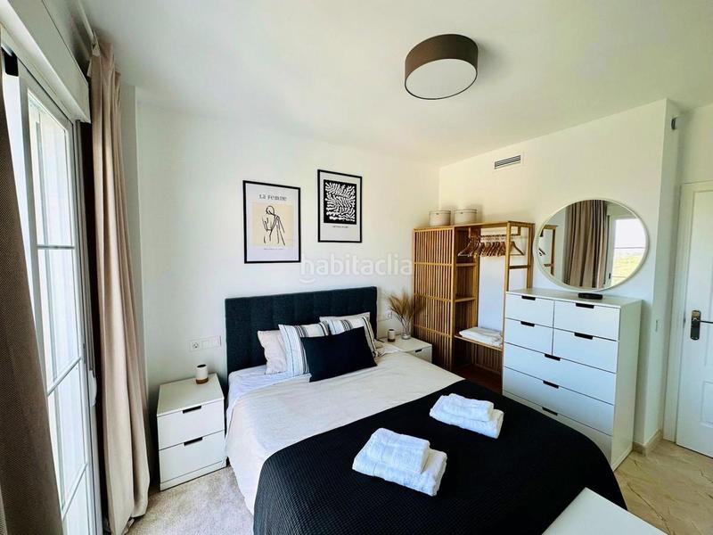 Foto f6b5c1fb-2041-4432-b7e2-edaed8a88382. Attico con riscaldamento piscina in Chullera Manilva