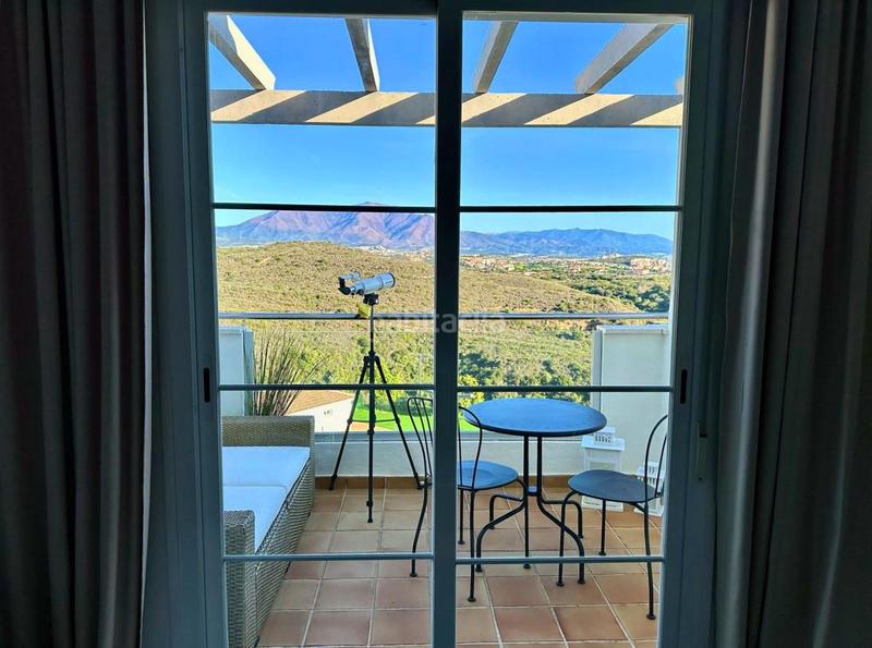 Foto ade40173-47d8-486b-8f4d-76b09b21c82a. Penthouse with heating pool in Chullera Manilva