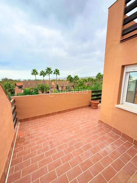 Foto 7553651a-4053-4b78-8be6-f0f6e0c10e3a. Ático  dúplex en paraíso de la bahía en bahía de Casares Casares