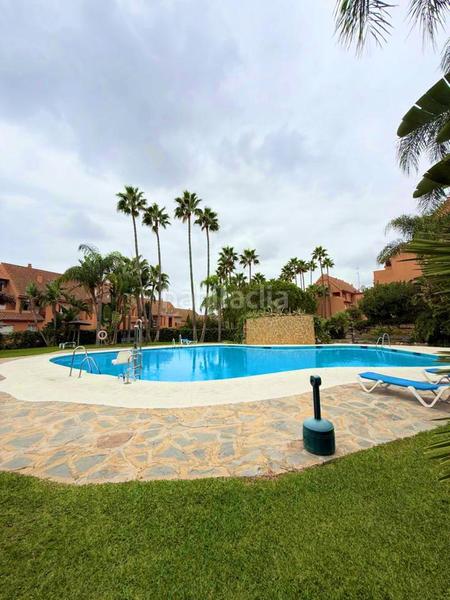 Foto b9c24631-d568-414c-8622-805c91e737f3. Ático  dúplex en paraíso de la bahía en bahía de Casares Casares