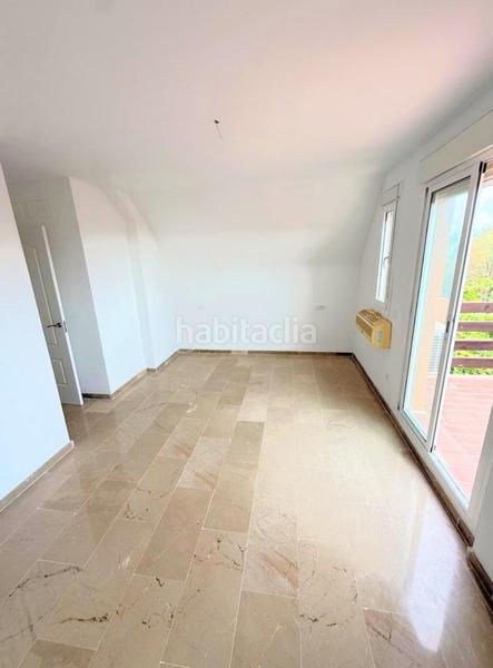 Foto fd55581f-6734-4014-a982-a84fa4893ed1. Ático  dúplex en paraíso de la bahía en bahía de Casares Casares