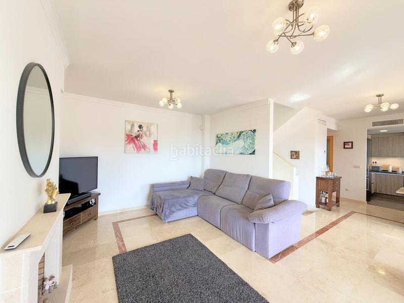 Foto 024cac14-b141-440b-bcad-c08fb196fd36. Maison jumelée avec chauffage piscine dans Casares golf - Casares del sol Casares