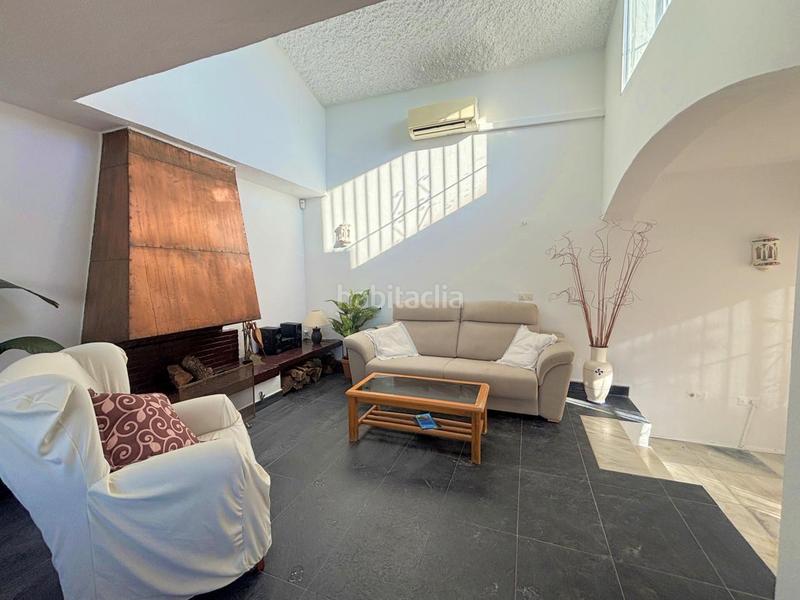 Foto 7a6cb46c-d274-4d49-b15f-27607c818c46. Casa adossada amb piscina a bahía de Casares Casares