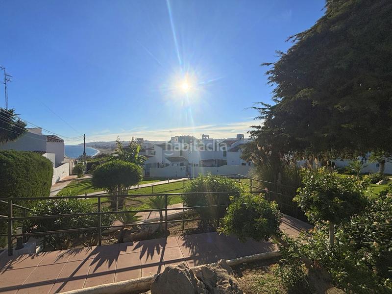 Foto 9dd53866-cd58-4307-95e5-9ce475672571. Casa adossada amb piscina a bahía de Casares Casares