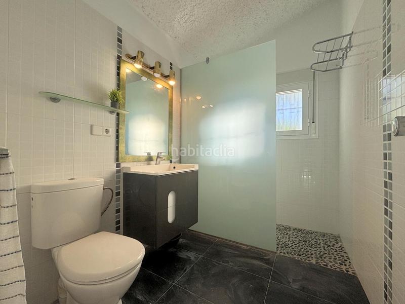 Foto a2eae3e6-c663-46d2-b182-8269e2203ae0. Casa adossada amb piscina a bahía de Casares Casares