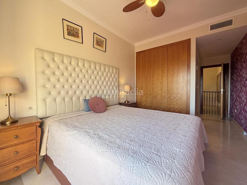 Foto 0043d2b6-6fab-4bf4-b18b-efb9dc78c9ce. Casa a schiera con riscaldamento parcheggio piscina in Estepona