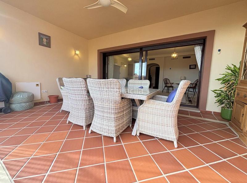 Foto 1712f9c6-7d98-4868-a197-5a257ef8d9b3. Casa a schiera con riscaldamento parcheggio piscina in Estepona